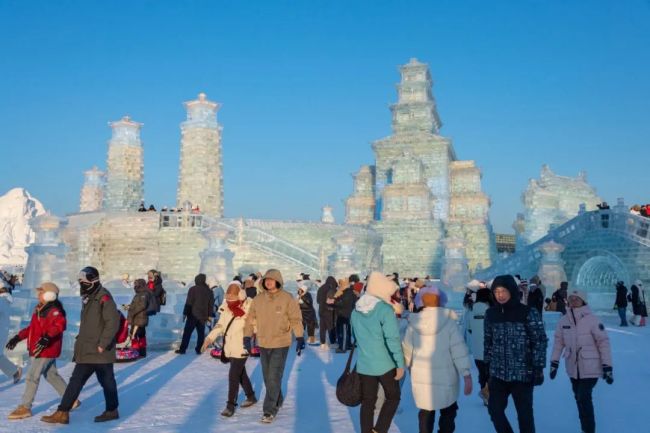 哈爾濱冰雪大世界開園3日遭吐槽