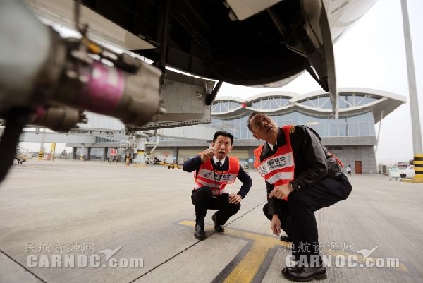 失事航班機長最后舉動救了數(shù)十人