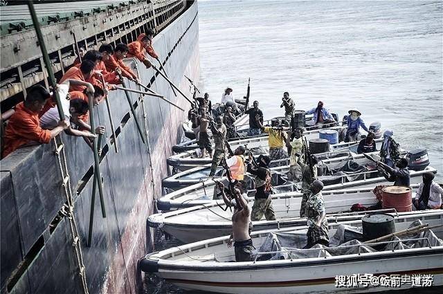 香港600圖官網(wǎng)免費資料,印度海軍船只失控撞向客輪致13死